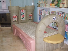 bed pink-4.jpg