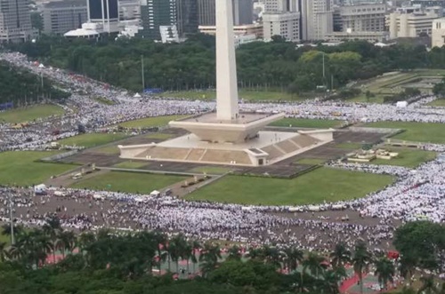 7a69c890a364efdb8a781128cd8b2d92_1480651