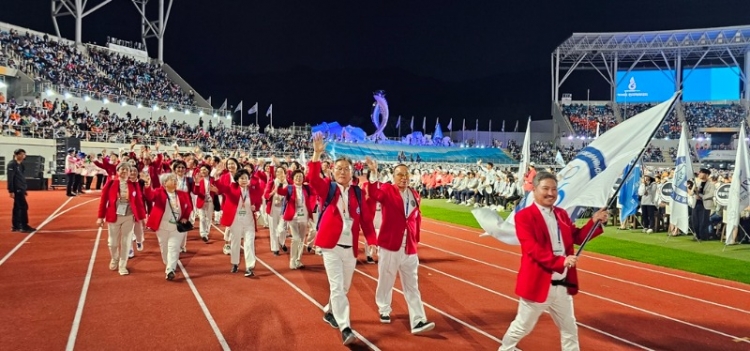 011개회식 입장.jpg